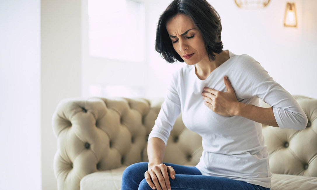 Saiba reconhecer os sintomas de câncer de mama